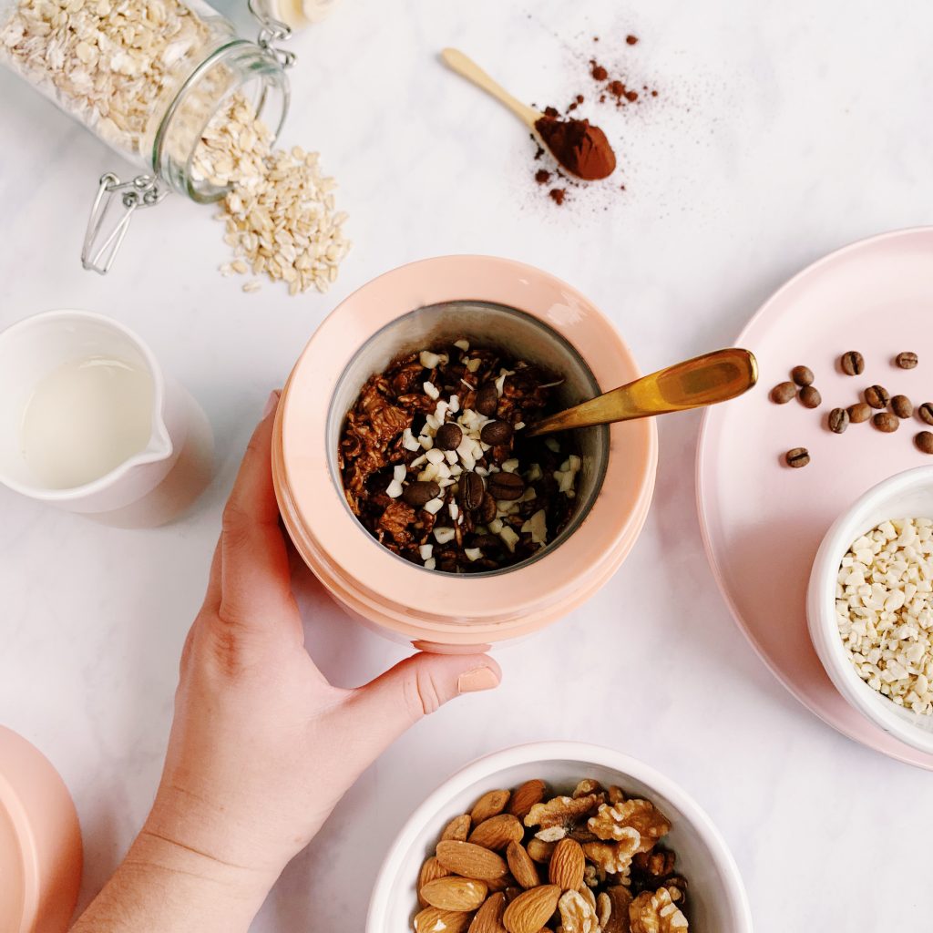 Coffee & chocolate porridge recipe with Swivlit