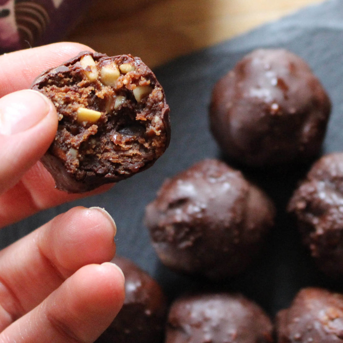 MOCHA PEANUT BITES: REFINED SUGAR, GLUTEN & DAIRY-FREE SNACK