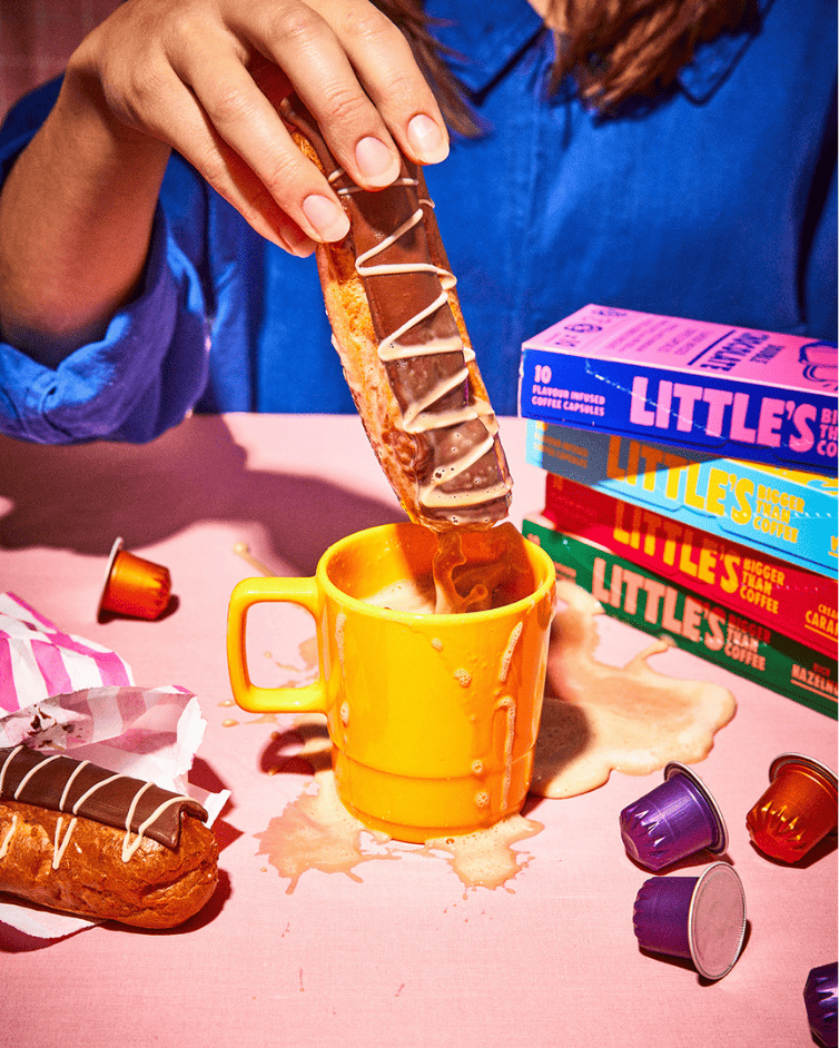 Little's coffee and dessert lifestyle shot